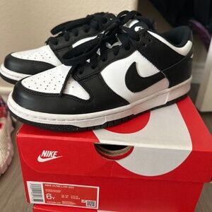 Nike Dunk Low (GS)